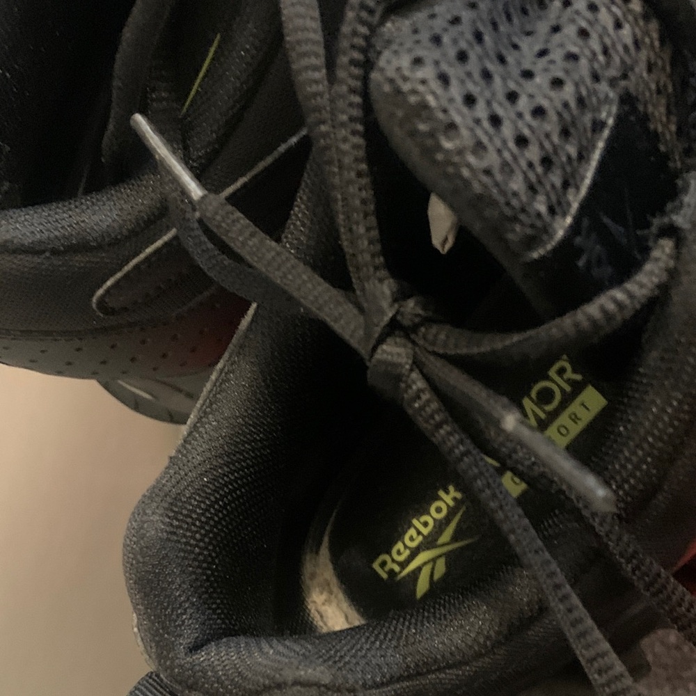 Reebok Men's All-Black Athletic Shoes - Picture 5 of 13